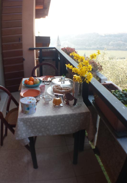 Olivella Bed and Breakfast Mezzane di Sotto Buitenkant foto